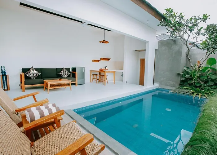 Mahayoga Private Pool And Resto Villa *