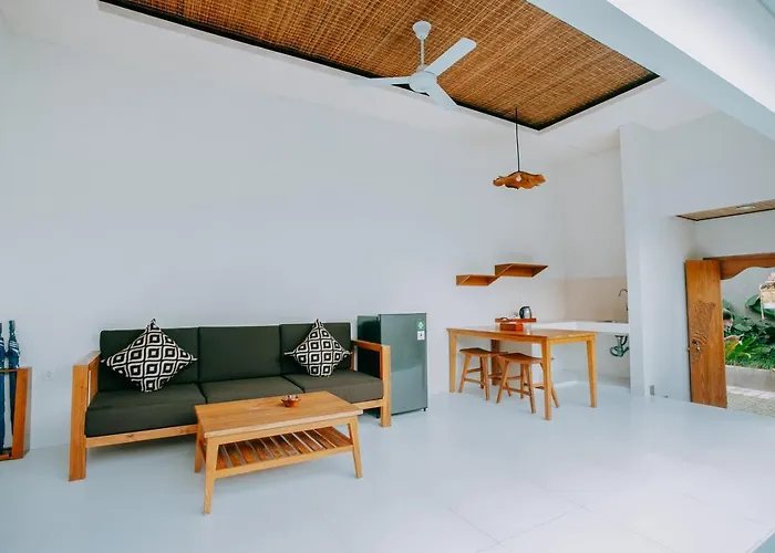 Mahayoga Private Pool And Resto Villa