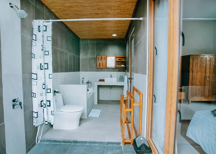 Mahayoga Private Pool And Resto Villa