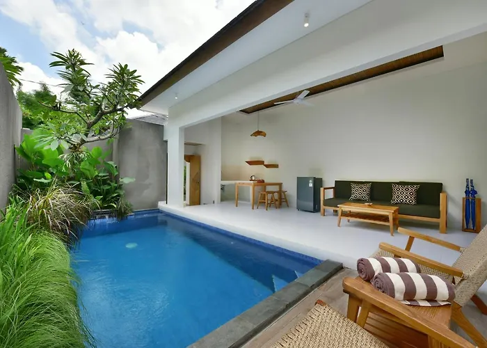 Mahayoga Private Pool And Resto Villa *