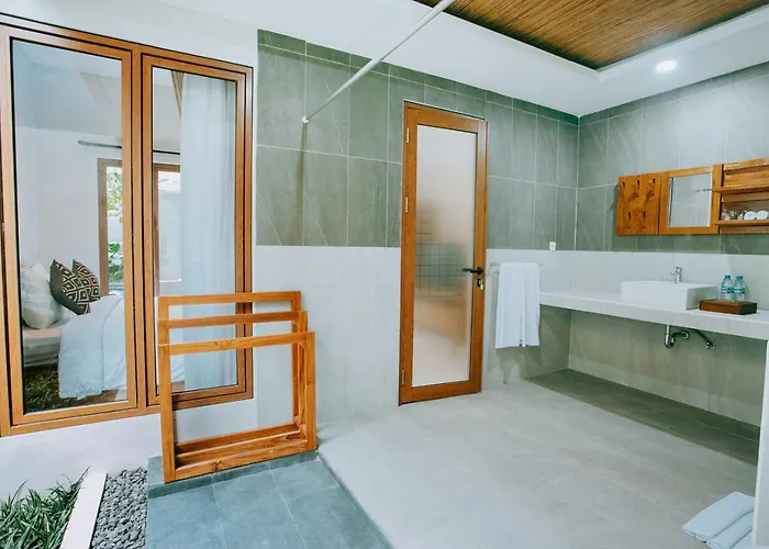 Mahayoga Private Pool And Resto